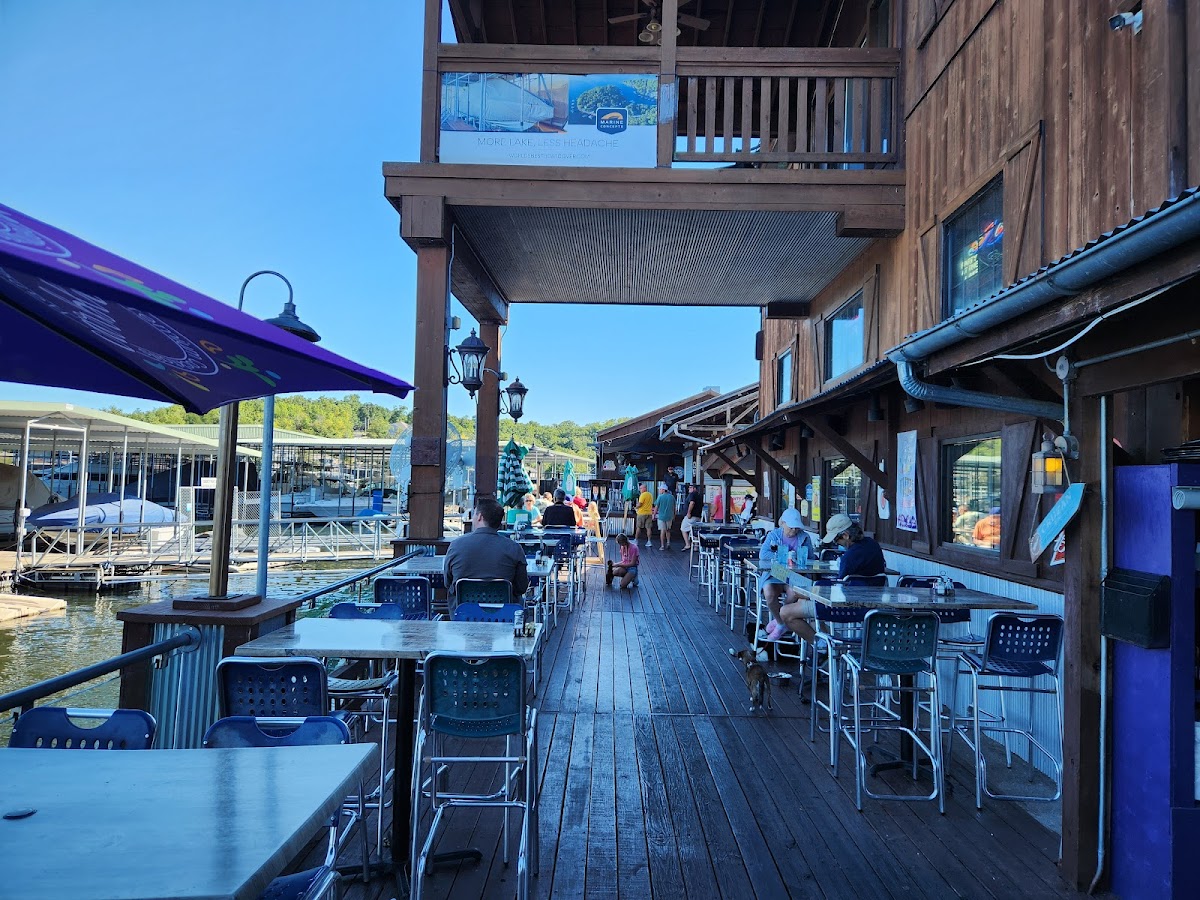 Shorty Pants Lakeside Cajun Restaurant & Marina